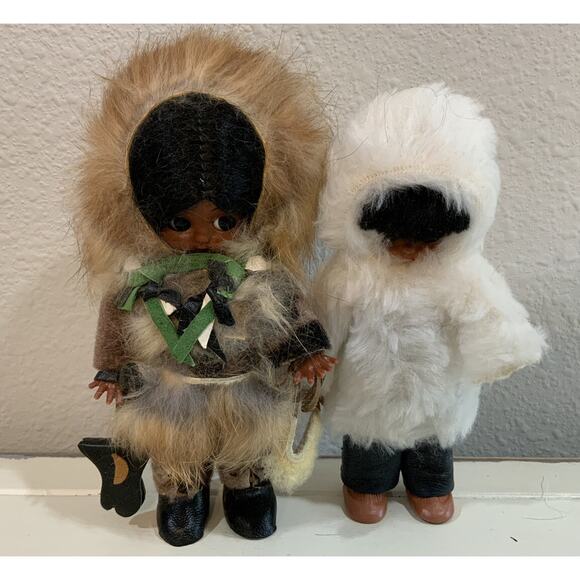 Vtg Native American Eskimo Couple Sleepy Eyes Dolls W Leather Tools Fur Lot Of 2 - Picture 1 of 7